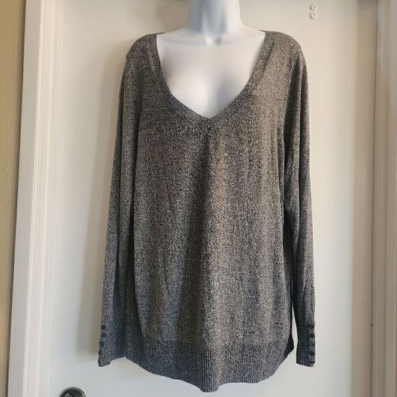 Lane Bryant rayon super soft lightweight v neck heathered black sweater - Picture 1 of 9